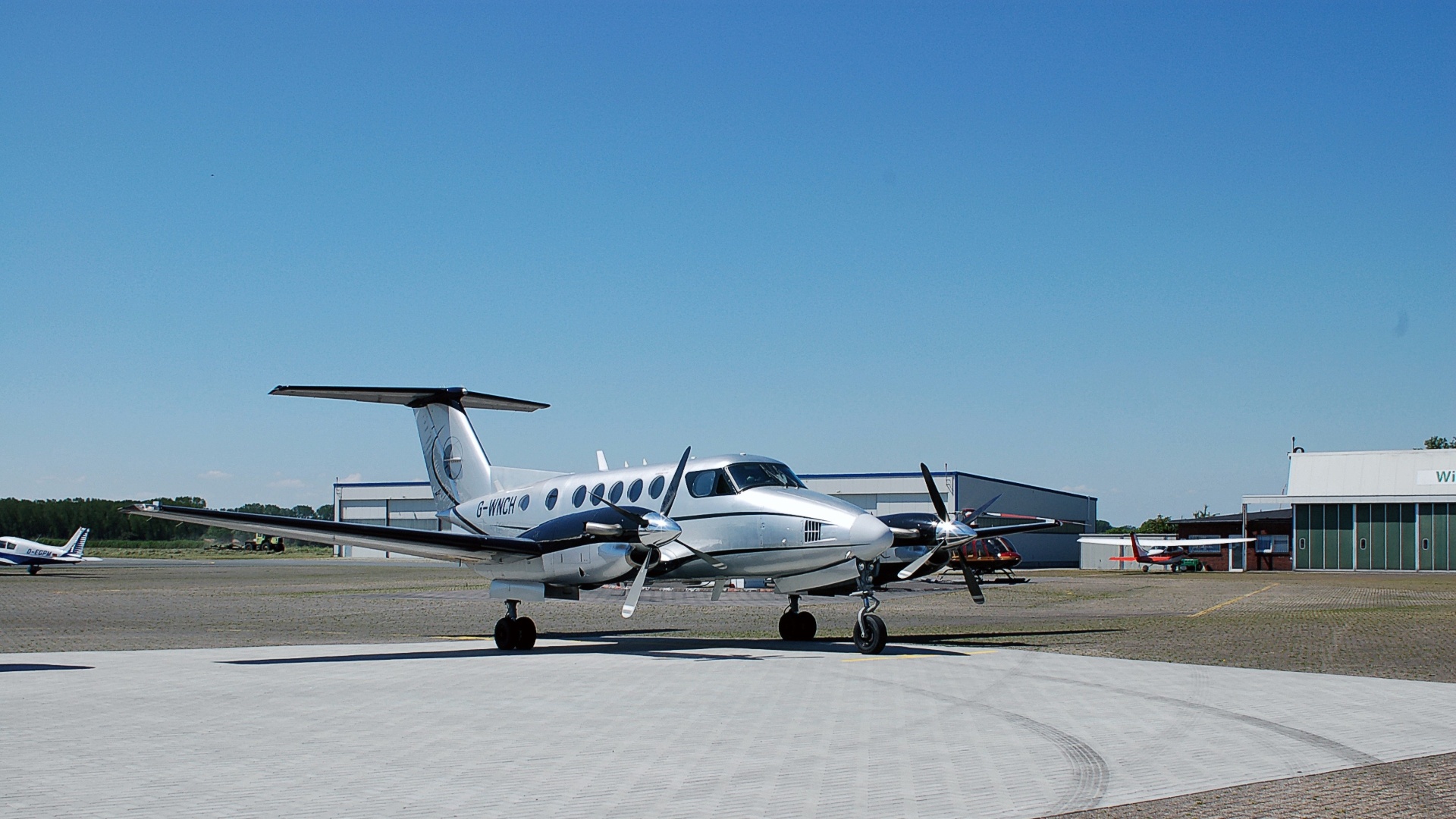 King Air 250 cabin interior