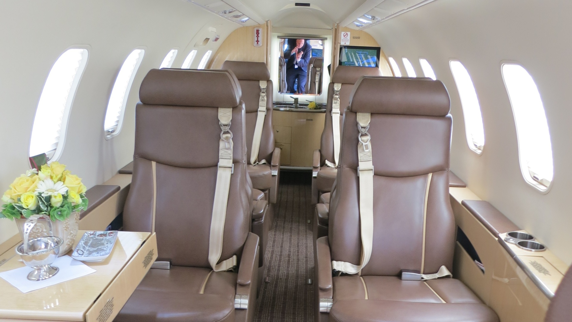 Learjet 45XR cabin interior